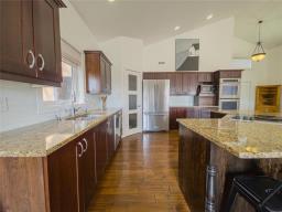 207 Burnett Road N, Onanole, MB R0J1N0 Photo 8