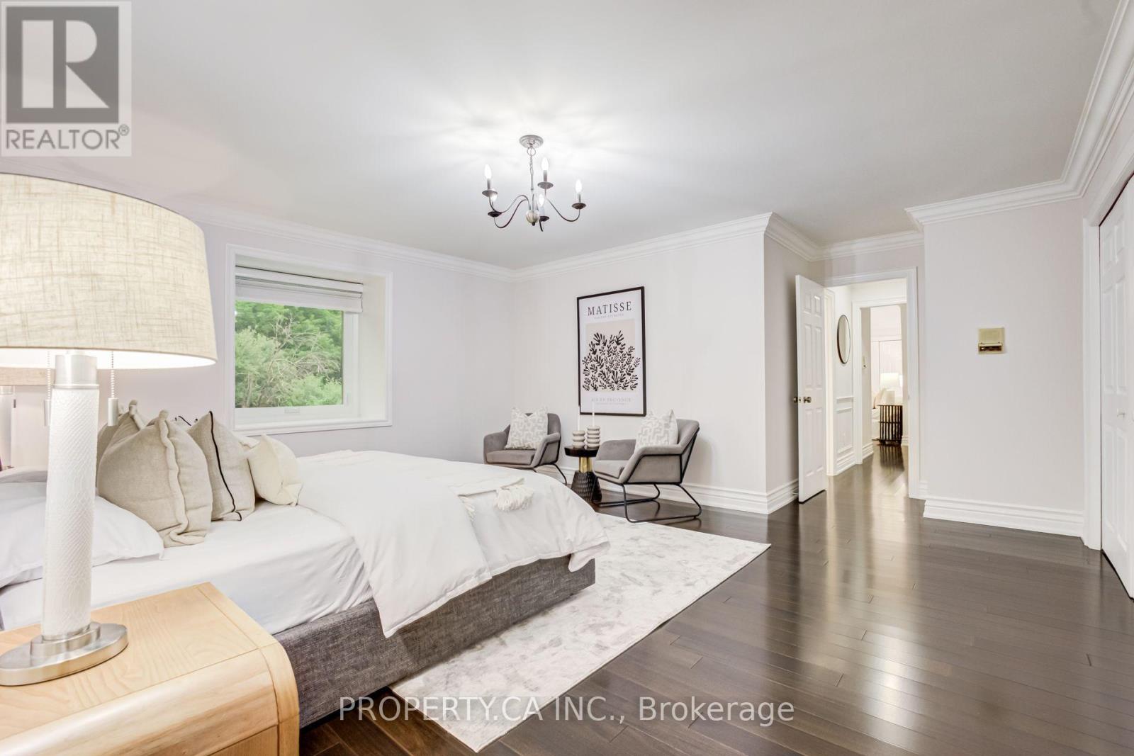 143 CAMBRIDGE CRESCENT - 31