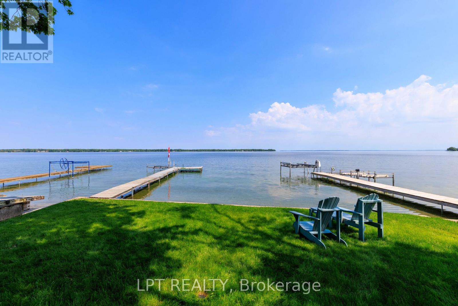 122 BLUE HERON DRIVE - 1