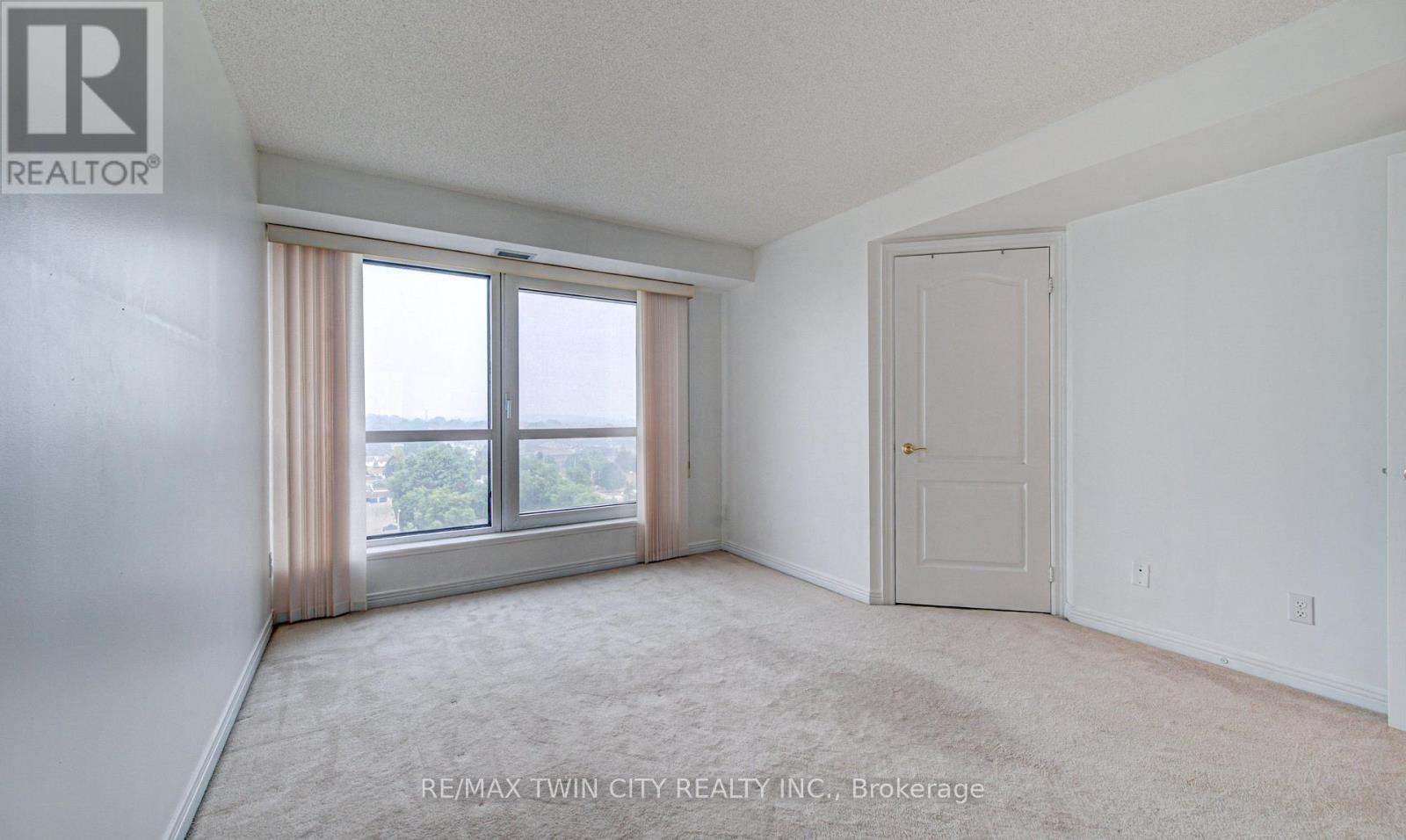 #905 190 HESPELER ROAD - 49