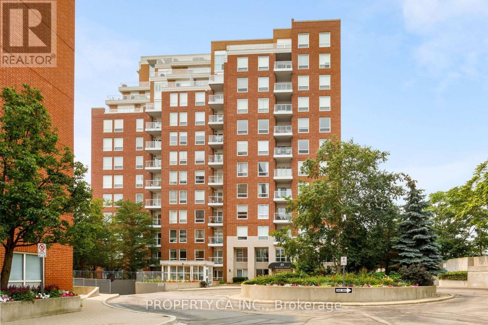 #204 40 OLD MILL ROAD - 1