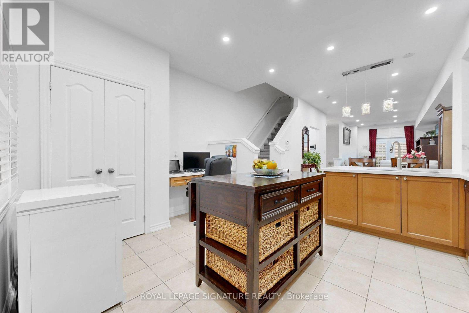 51 PIGGOTT MEWS - 23