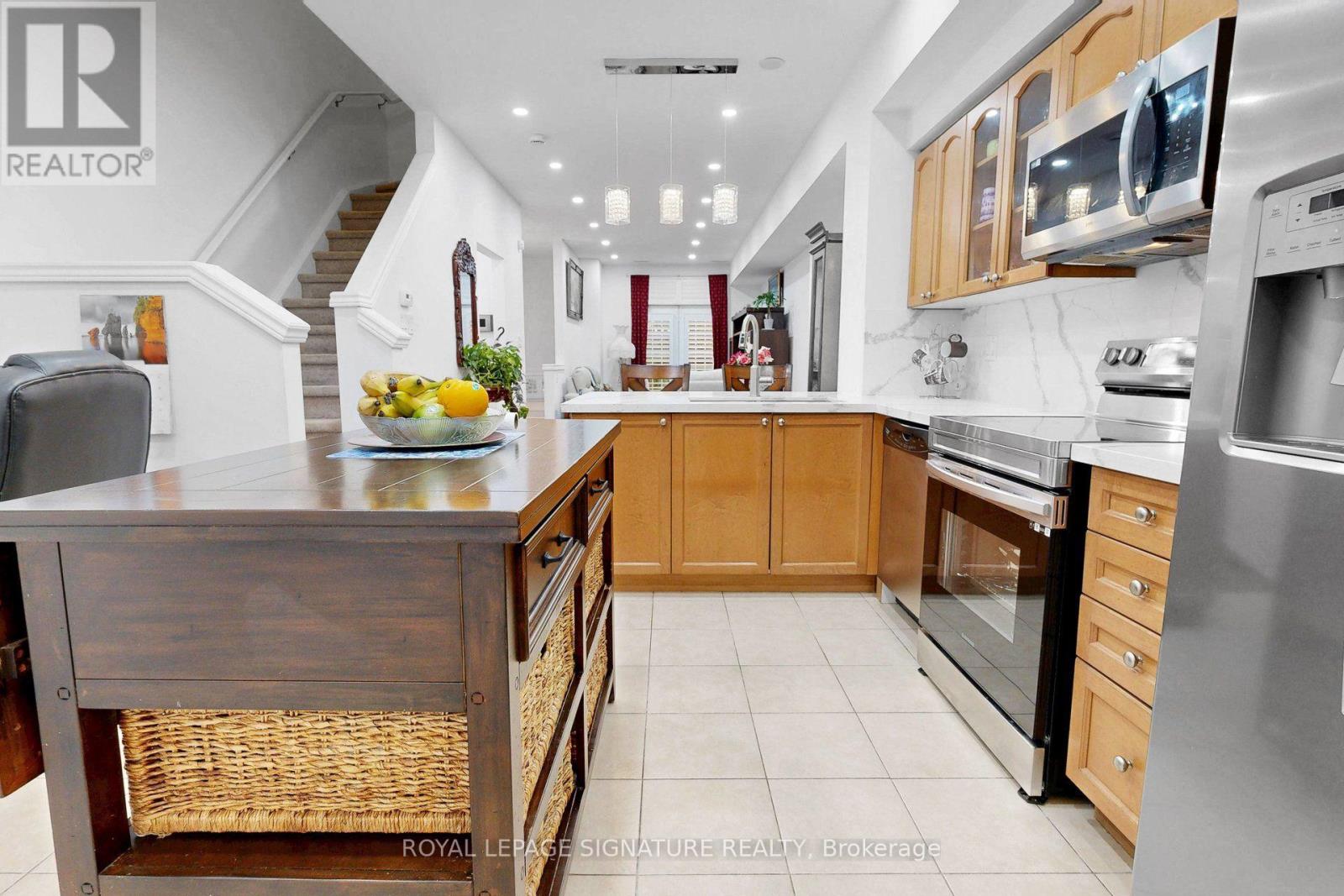 51 PIGGOTT MEWS - 24