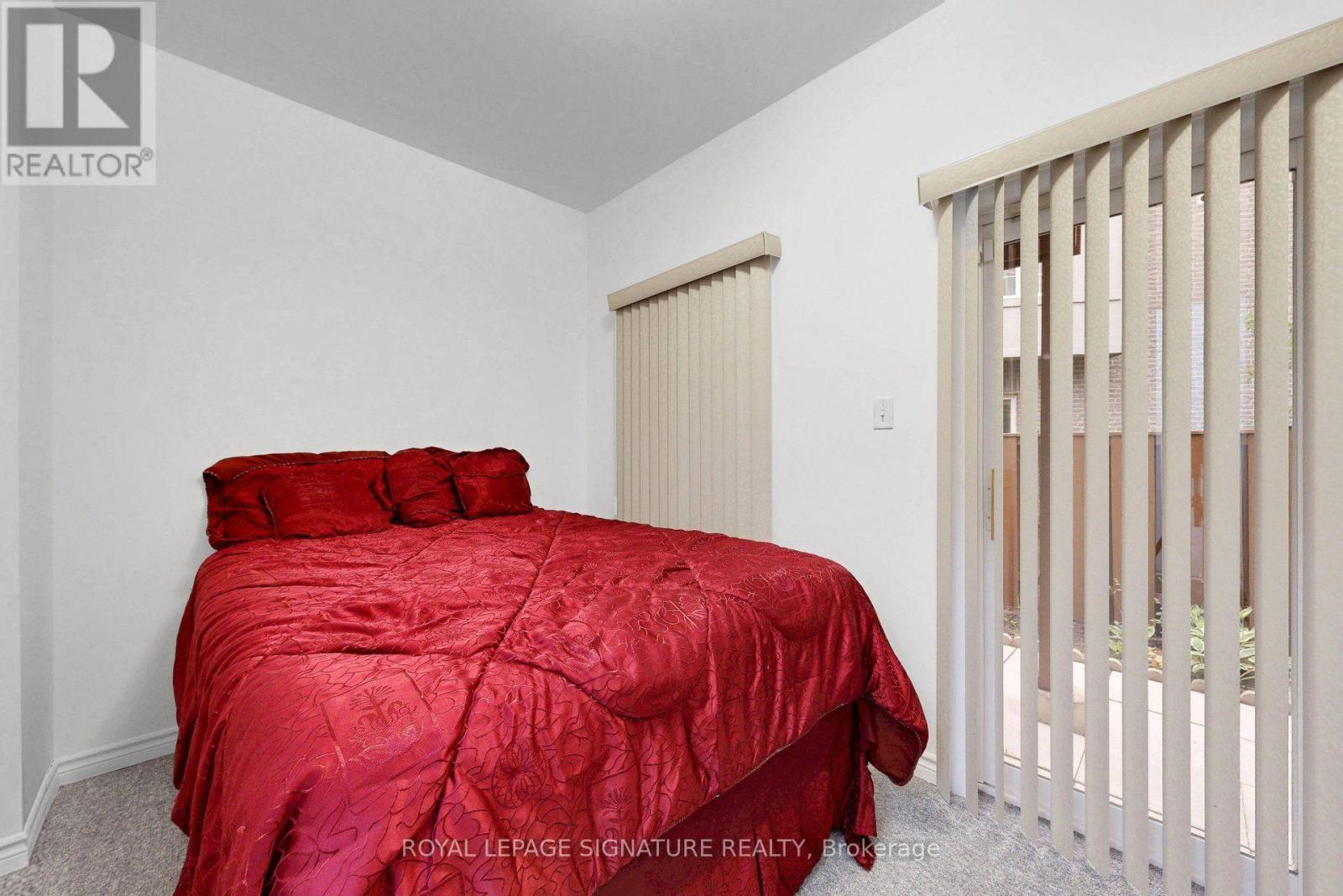 51 PIGGOTT MEWS - 35