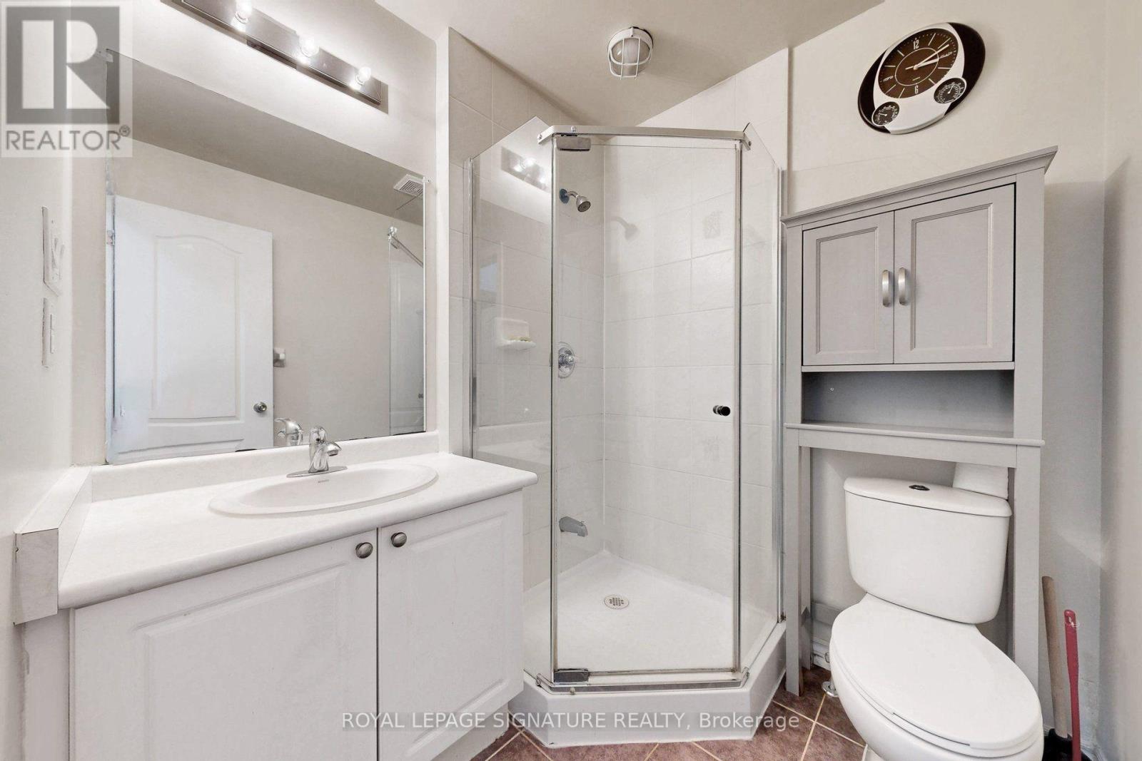 51 PIGGOTT MEWS - 37
