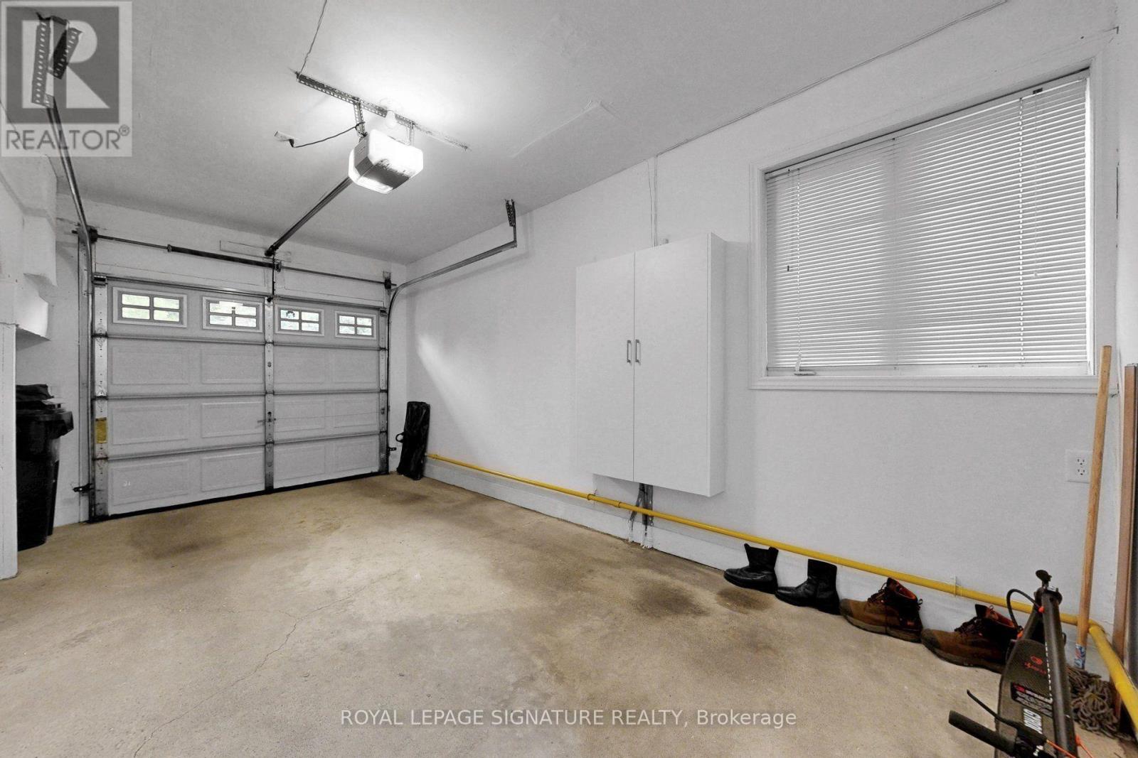 51 PIGGOTT MEWS - 39