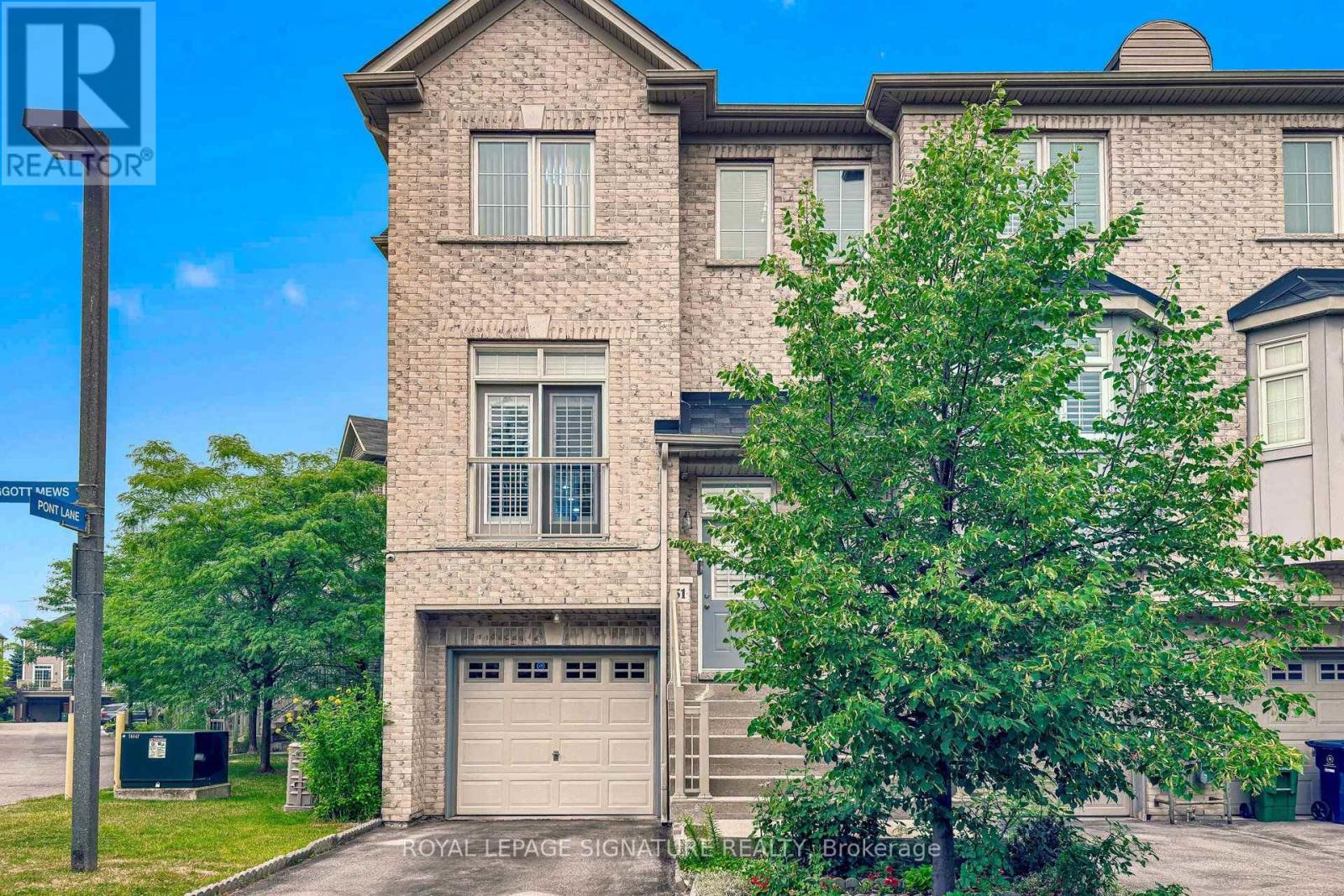 51 PIGGOTT MEWS - 4