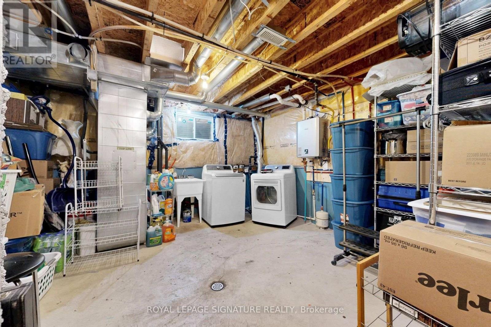 51 PIGGOTT MEWS - 41