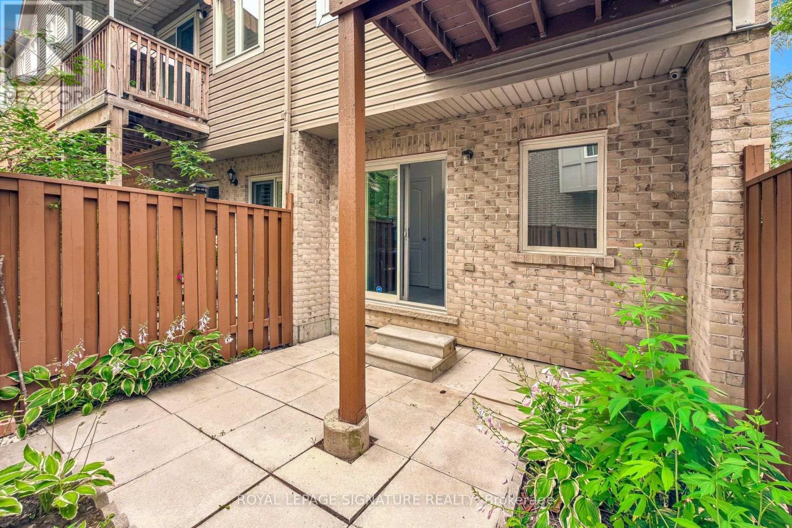 51 PIGGOTT MEWS - 44