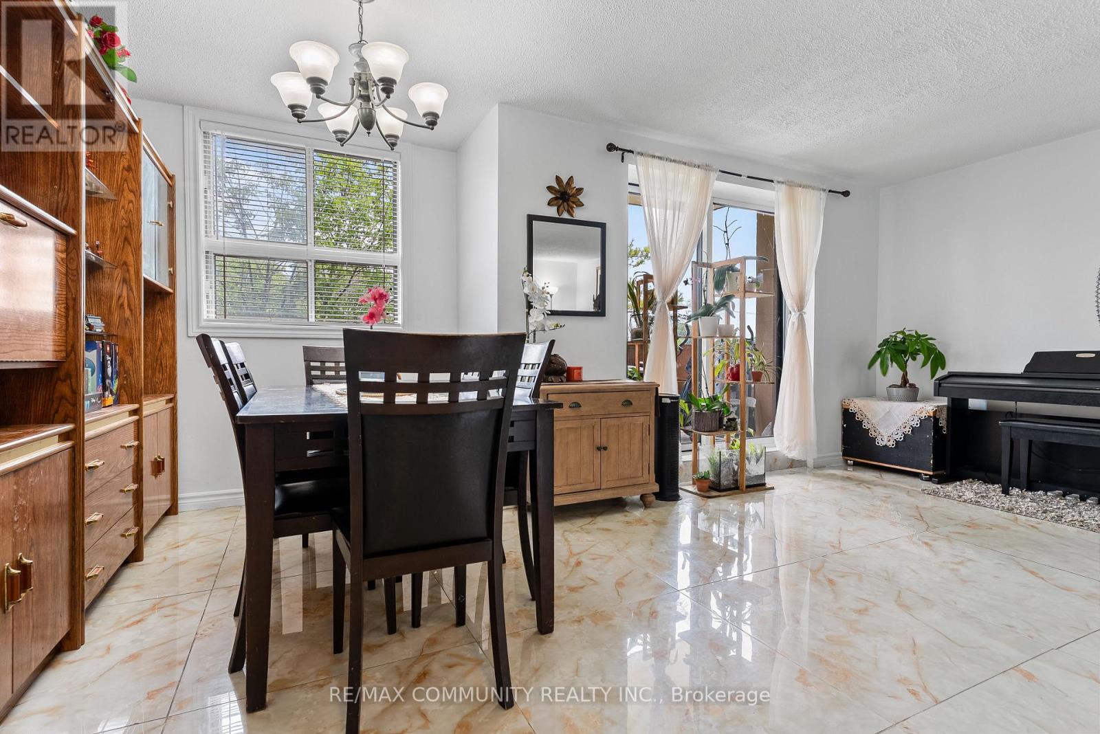 #407 1445 WILSON AVENUE - 10