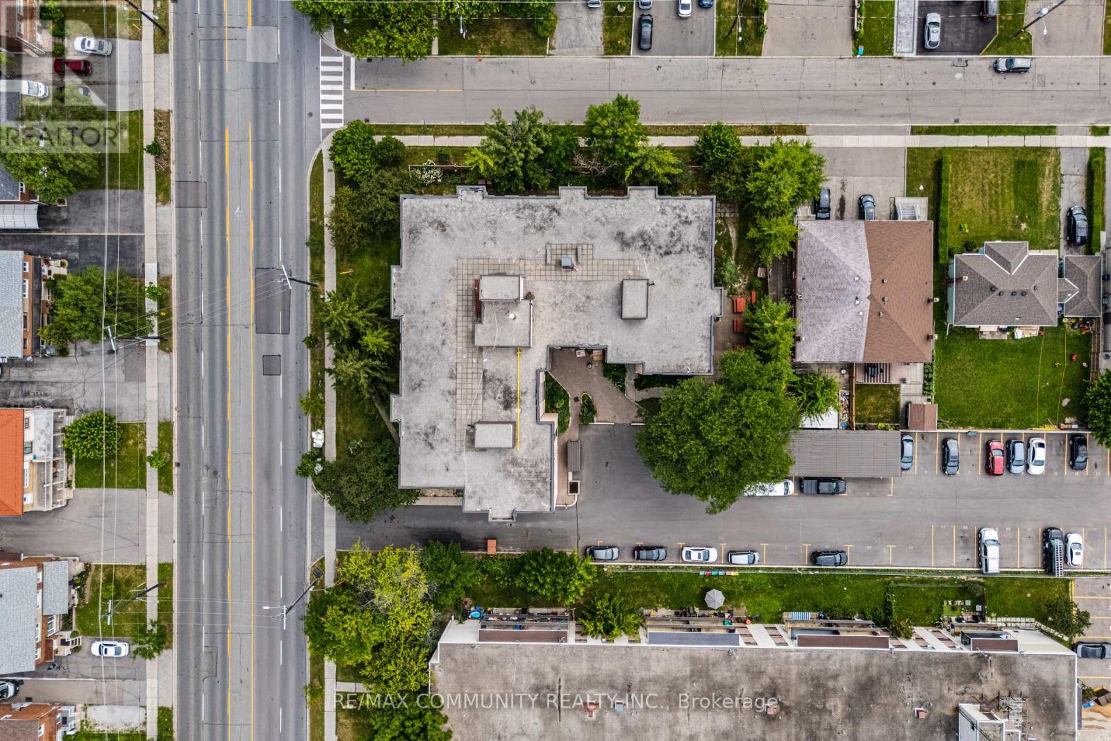 #407 1445 WILSON AVENUE - 27