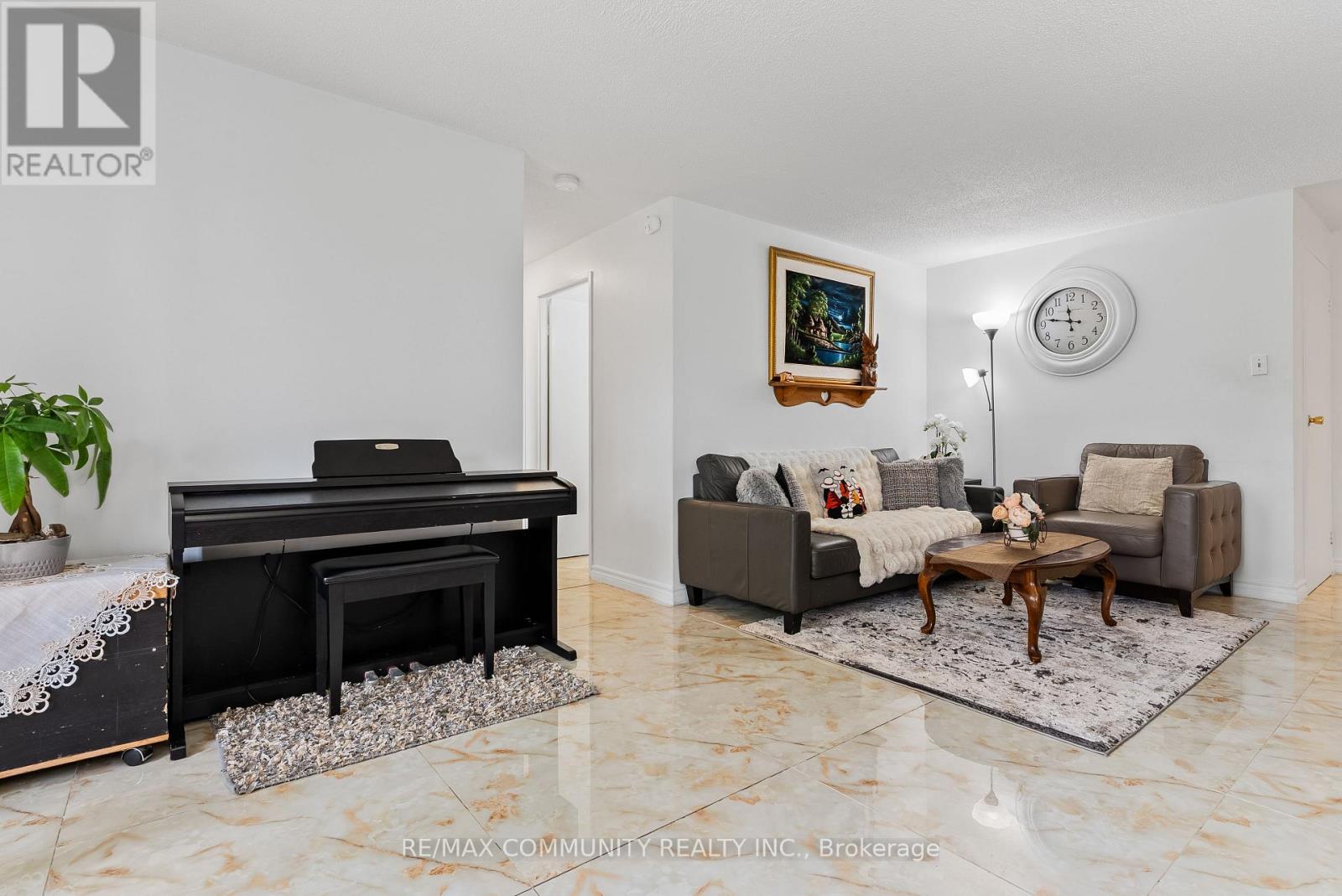 #407 1445 WILSON AVENUE - 3