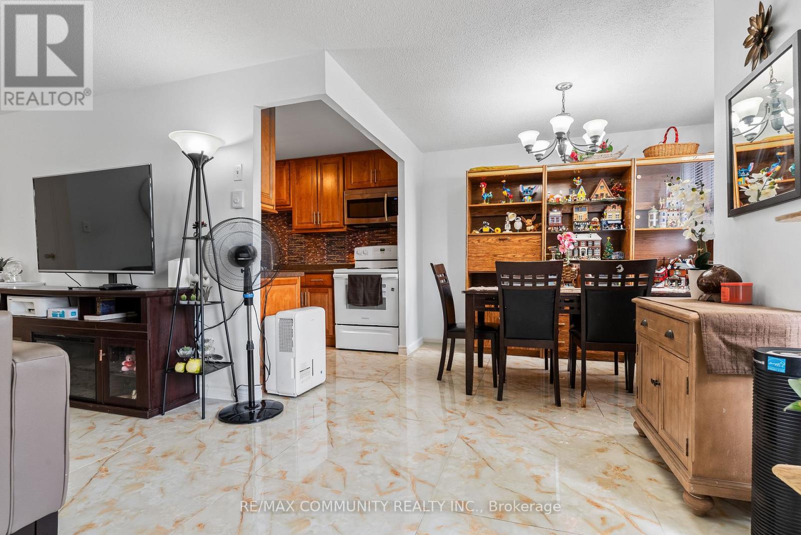 #407 1445 WILSON AVENUE - 9