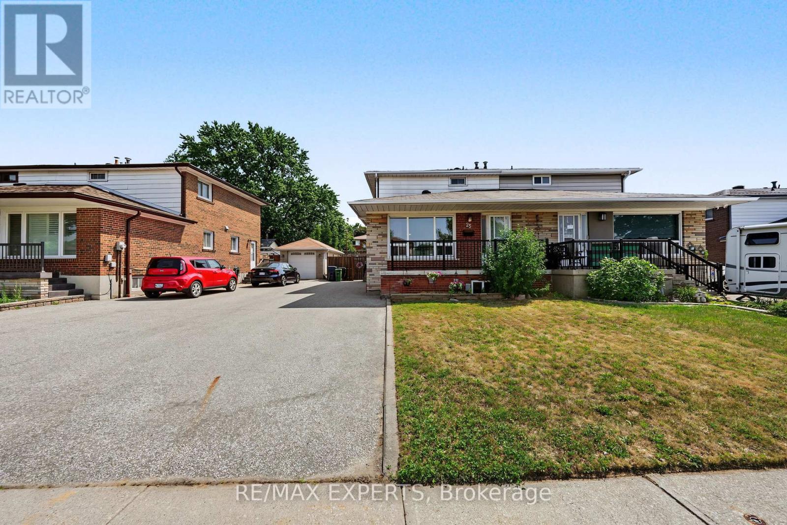 25 RIVERTON DRIVE - 2