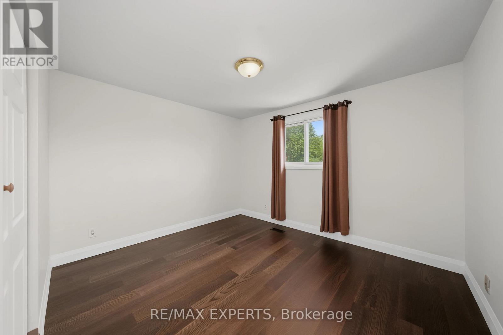 25 RIVERTON DRIVE - 25