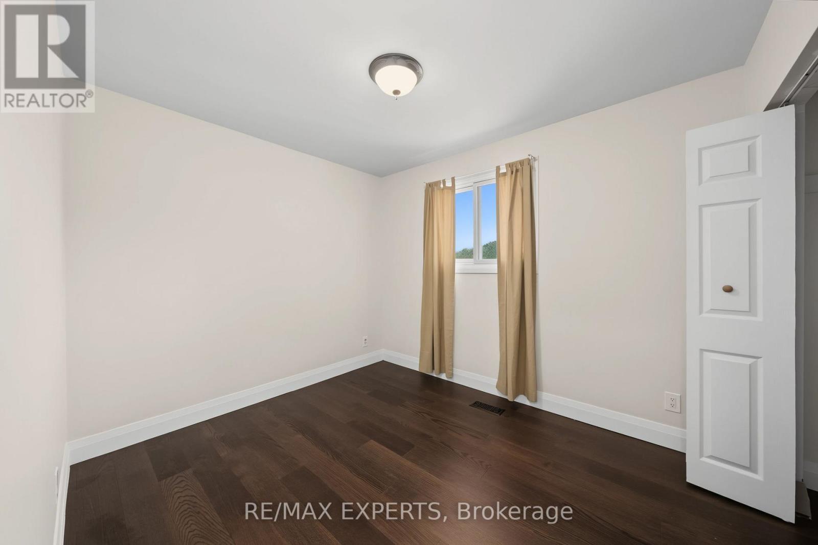25 RIVERTON DRIVE - 26