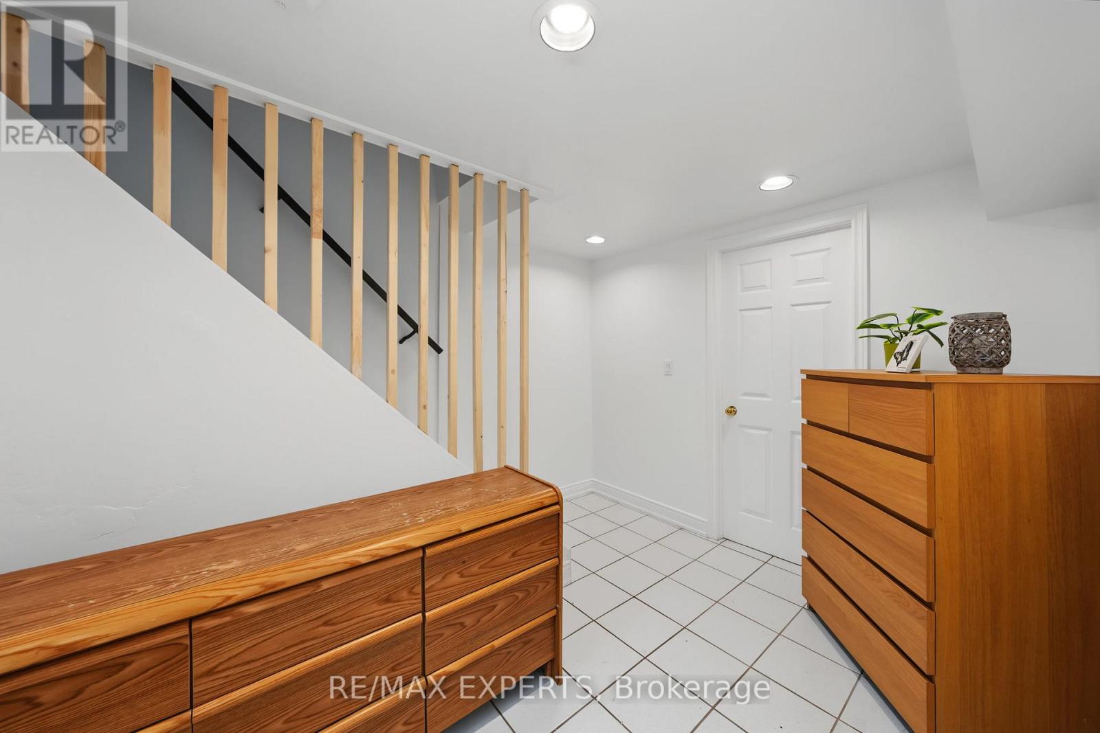 25 RIVERTON DRIVE - 29