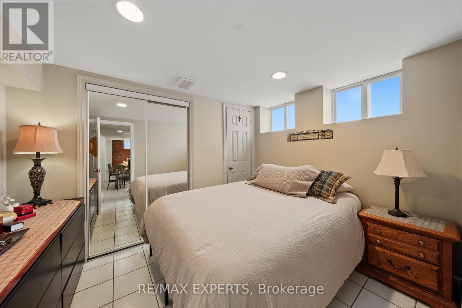 25 RIVERTON DRIVE - 30
