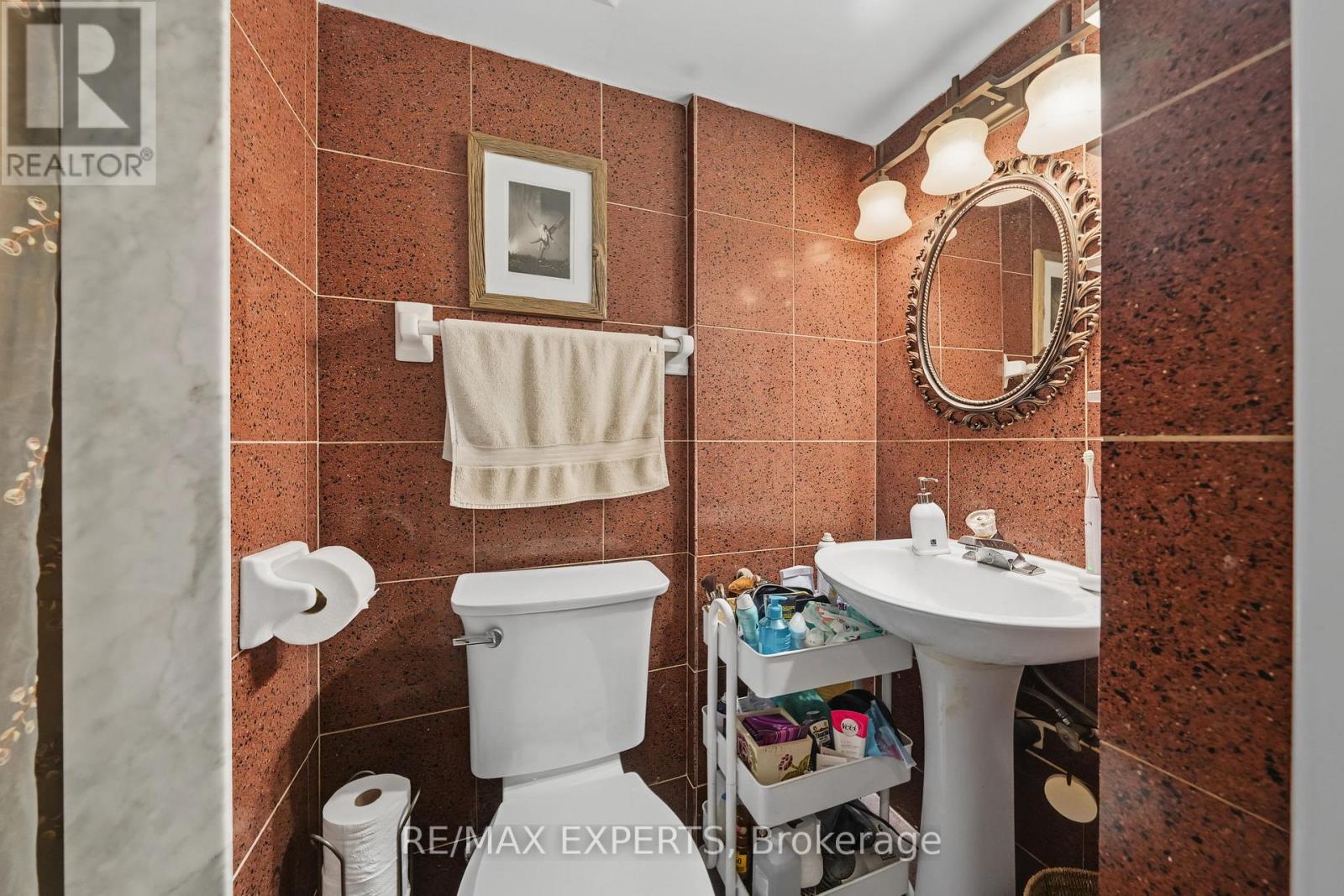 25 RIVERTON DRIVE - 38