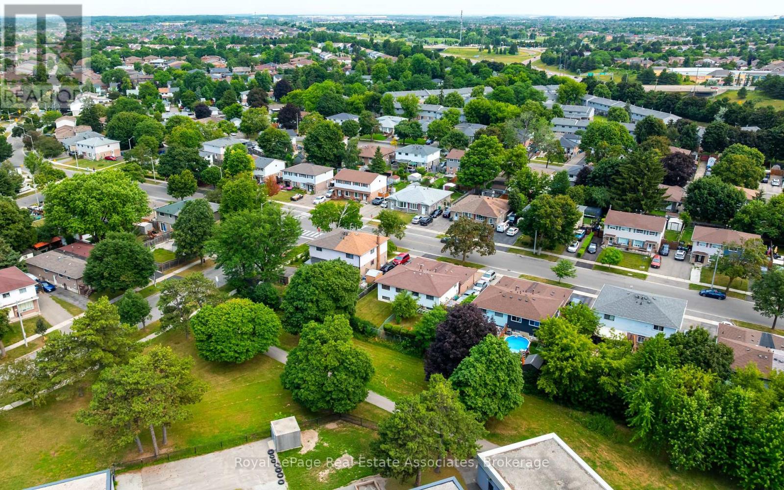 256 ARCHDEKIN DRIVE - 35