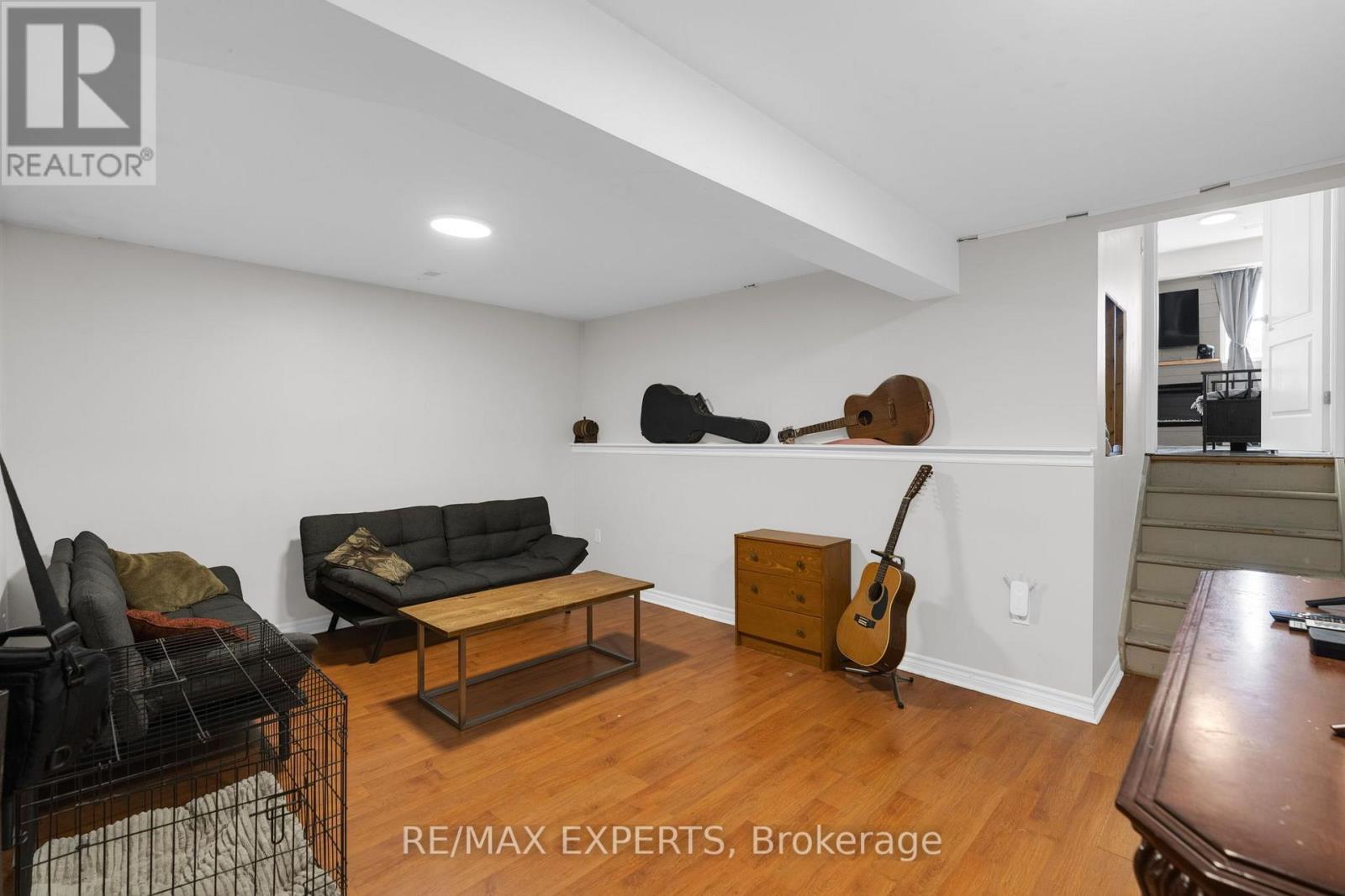 1 CAMERON COURT - 28