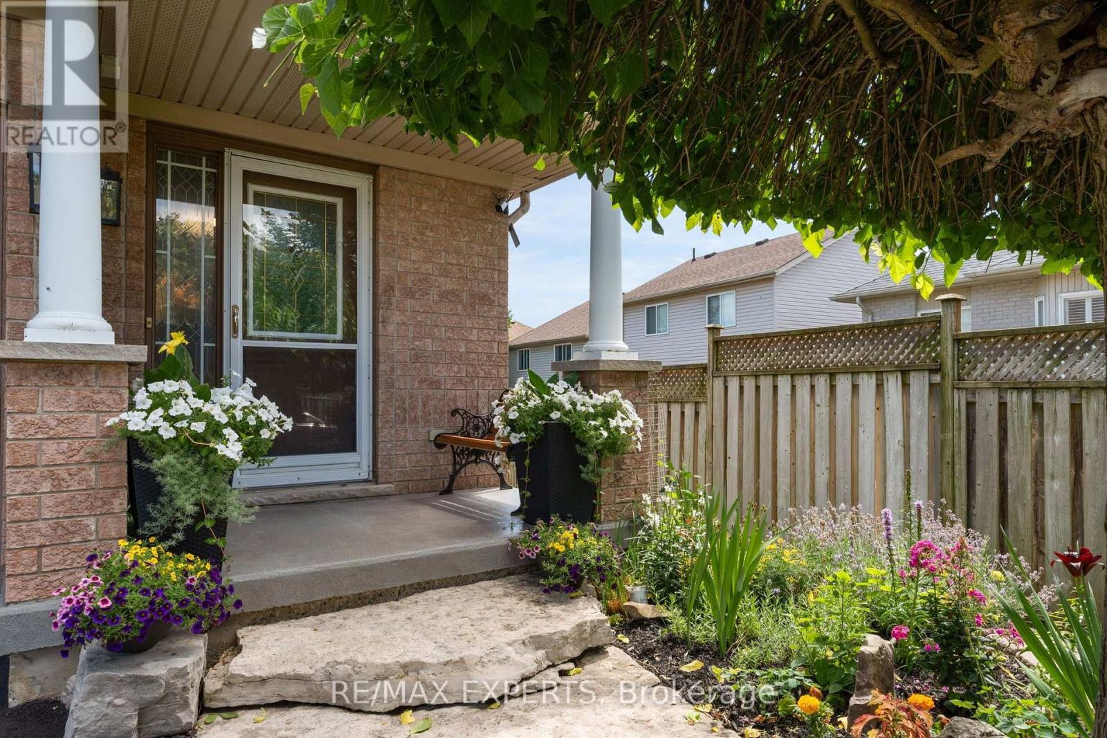 1 CAMERON COURT - 3