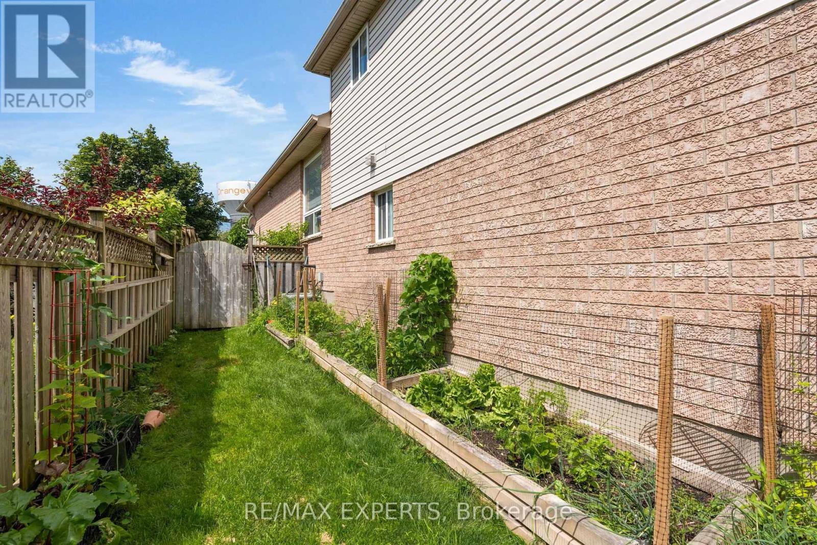 1 CAMERON COURT - 37