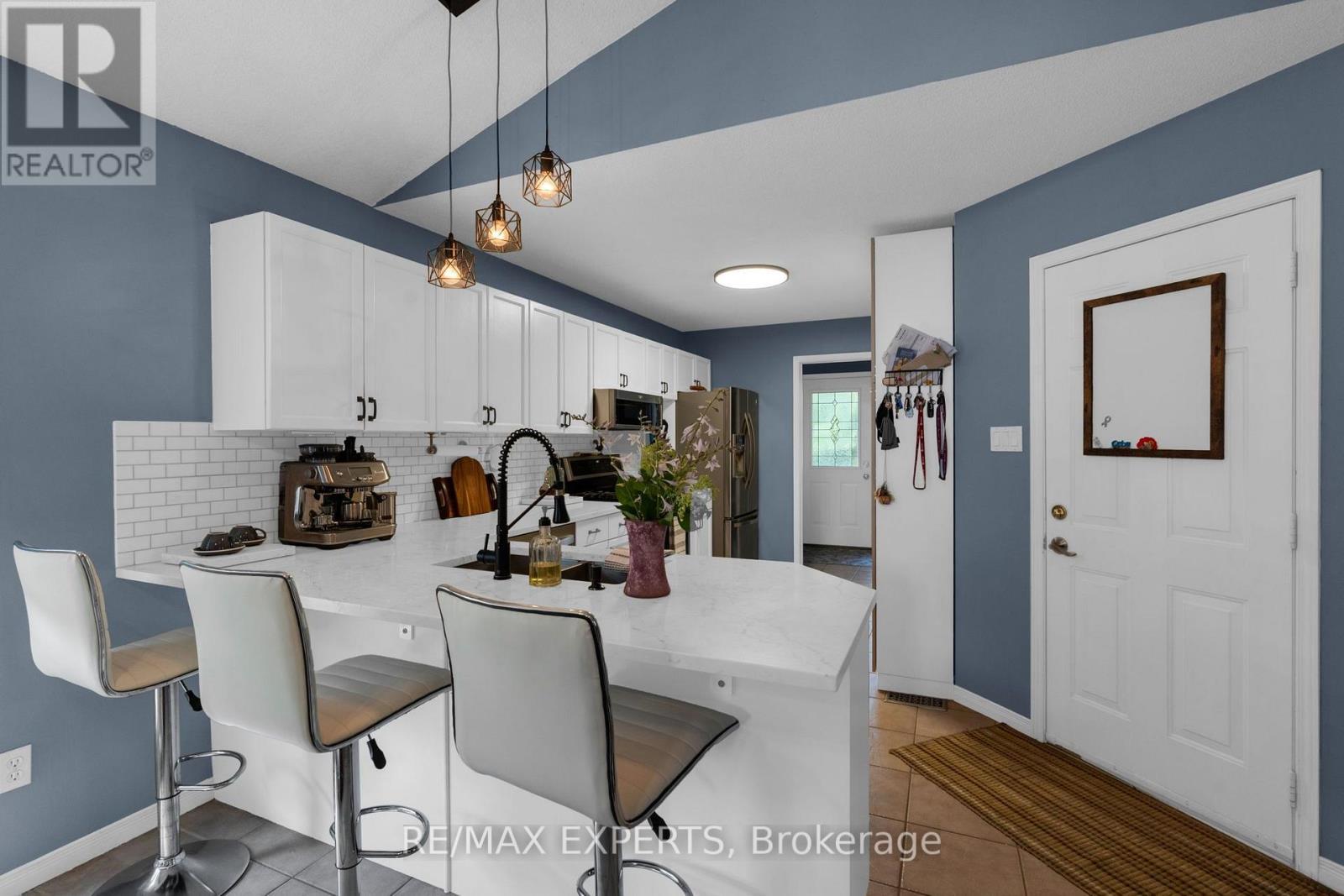 1 CAMERON COURT - 9