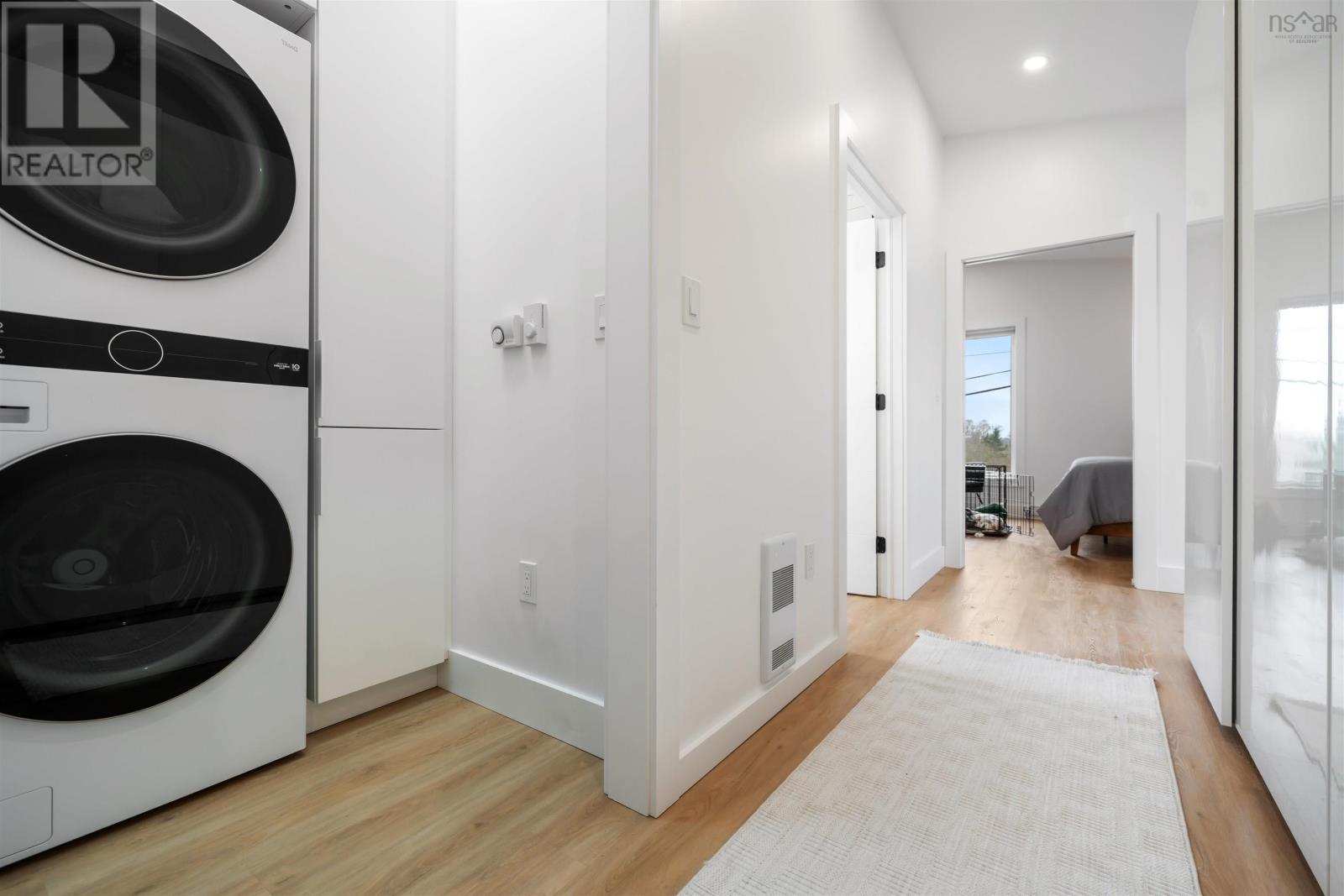 567 Young Street - 41
