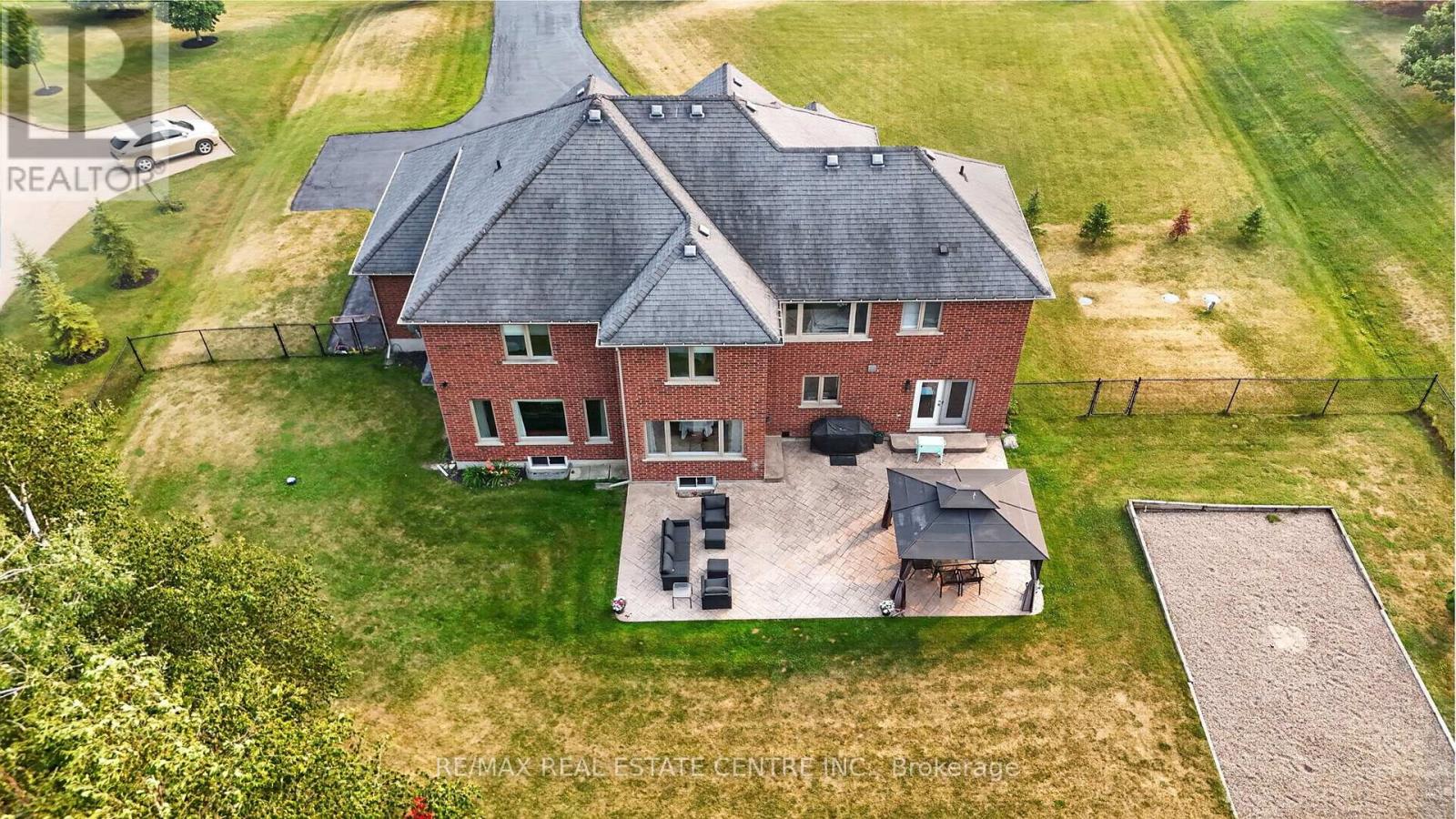 24 BROOKHAVEN CRESCENT - Image 39