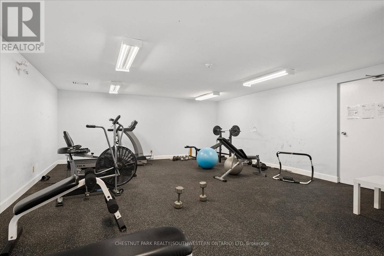 #506 18 HOLBORN COURT - Image 28