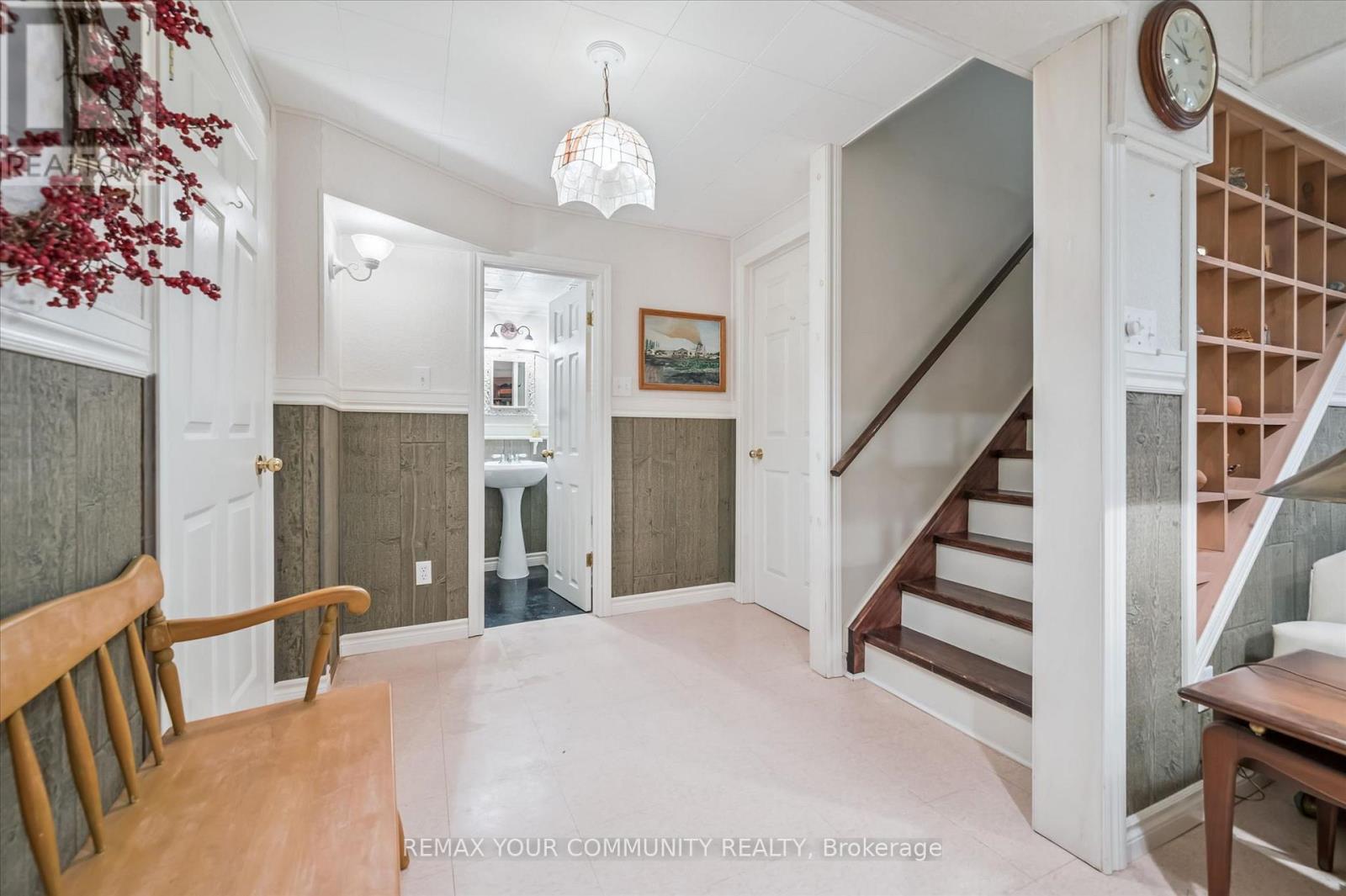 428 UNION STREET W - 38