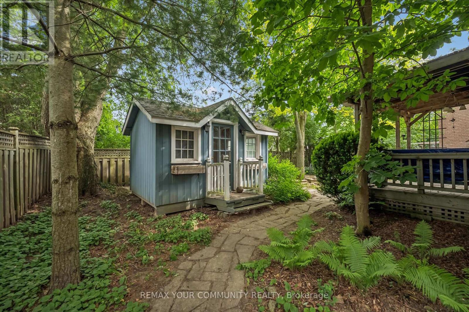 428 UNION STREET W - 46
