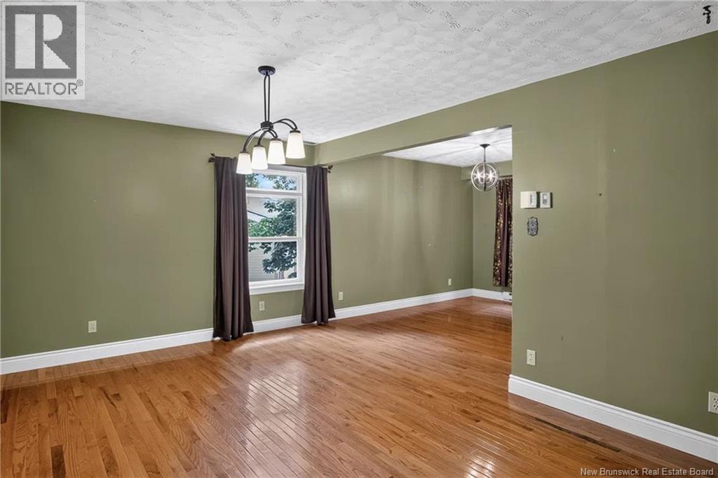 20 Hughes Crescent - Image 14