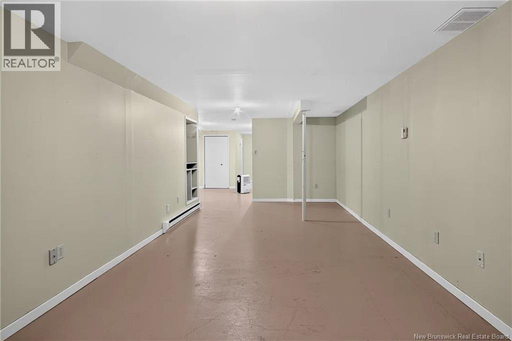 20 Hughes Crescent - Image 25