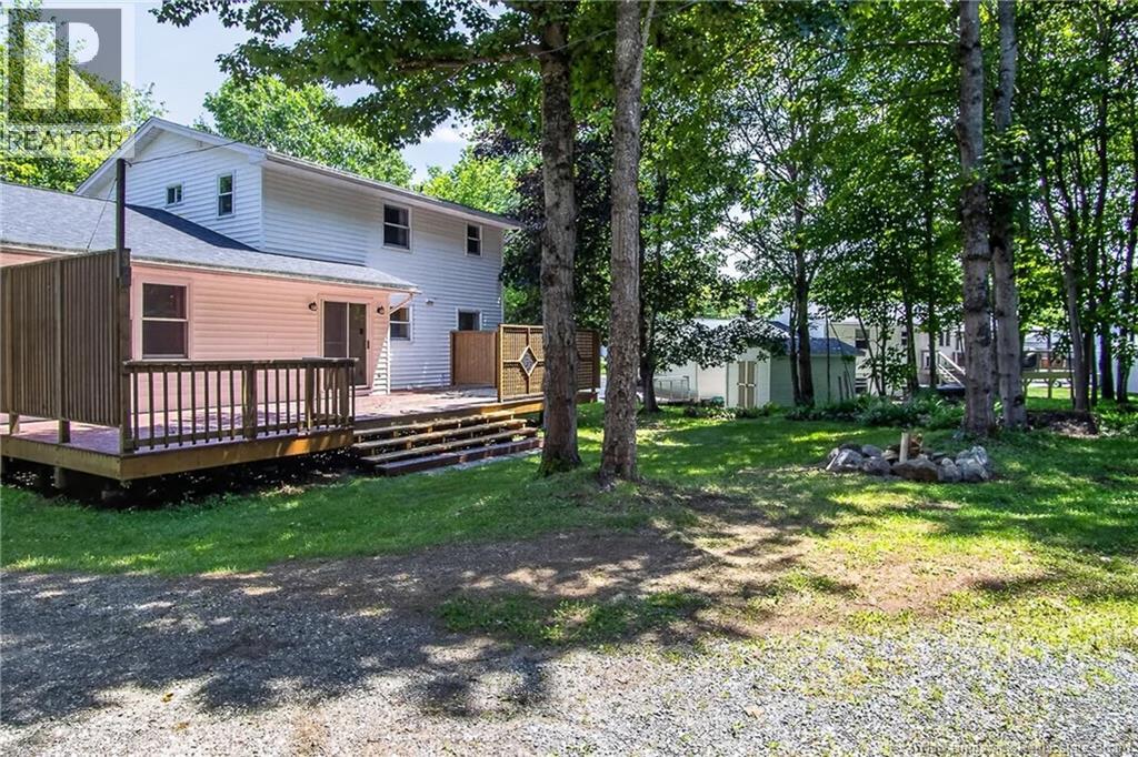 20 Hughes Crescent - Image 32