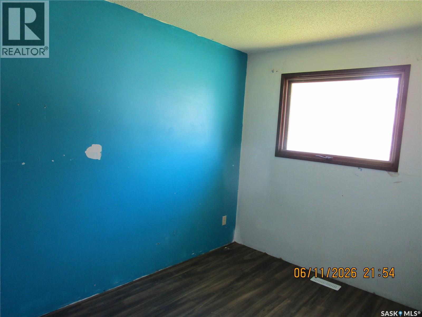 504 4th AVENUE W - Image 16