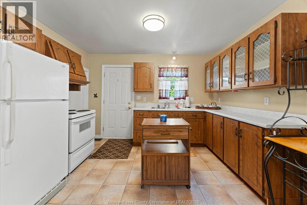 1167 BRUCE AVENUE - 11