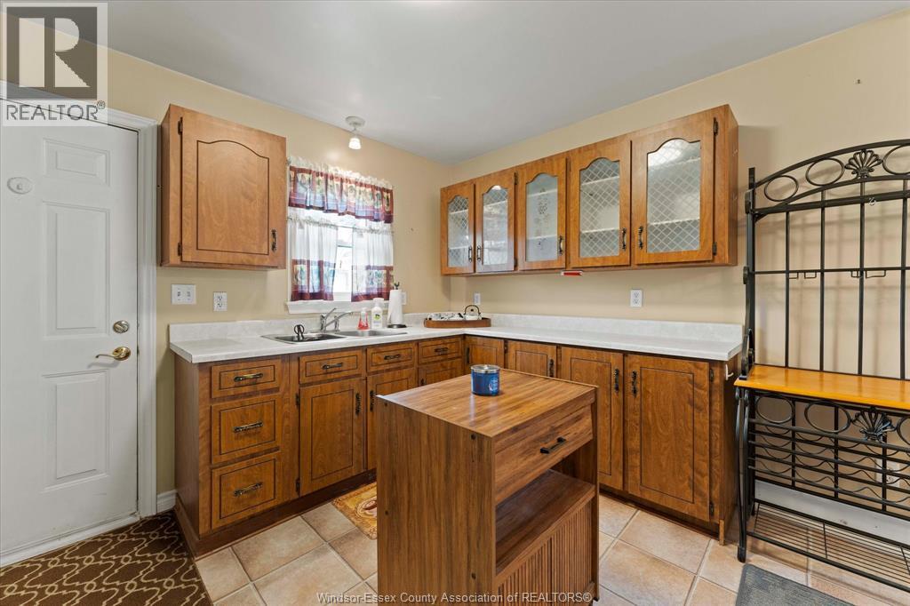 1167 BRUCE AVENUE - 13
