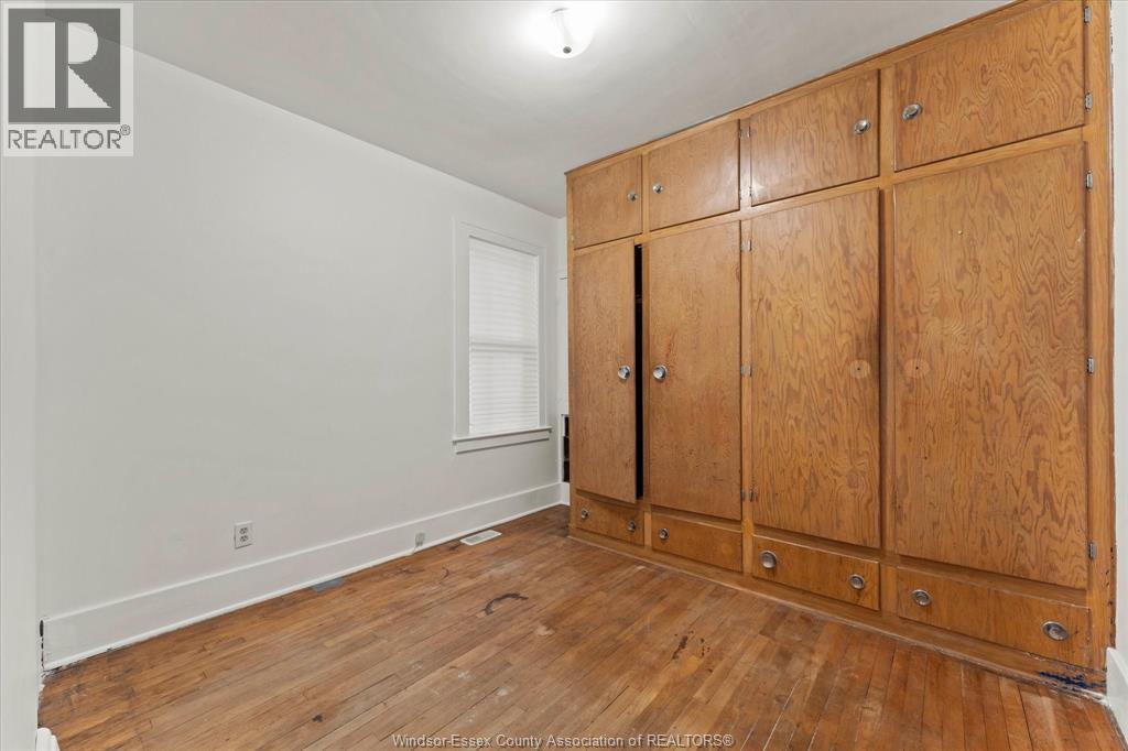 1167 BRUCE AVENUE - 16