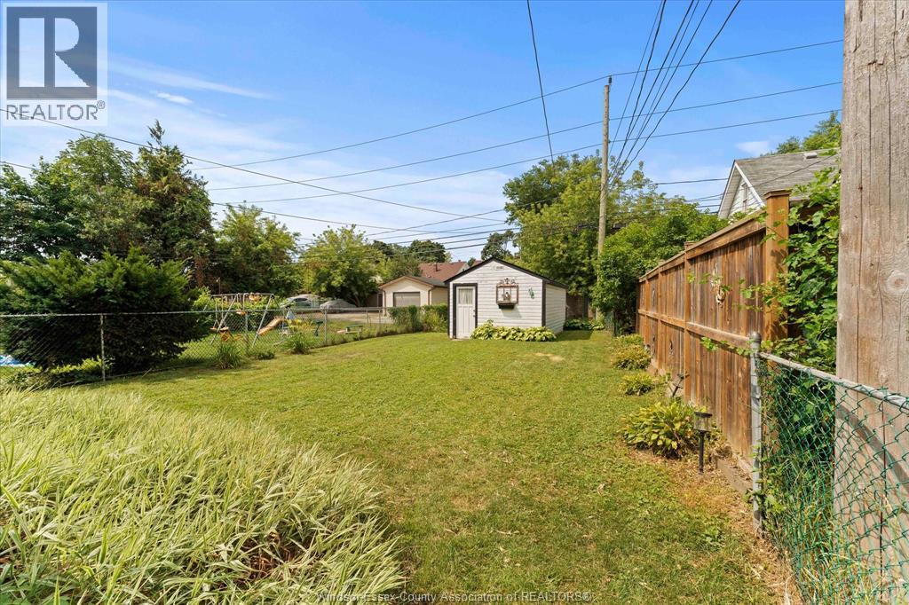1167 BRUCE AVENUE - 22
