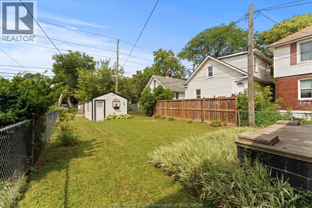 1167 BRUCE AVENUE - 23