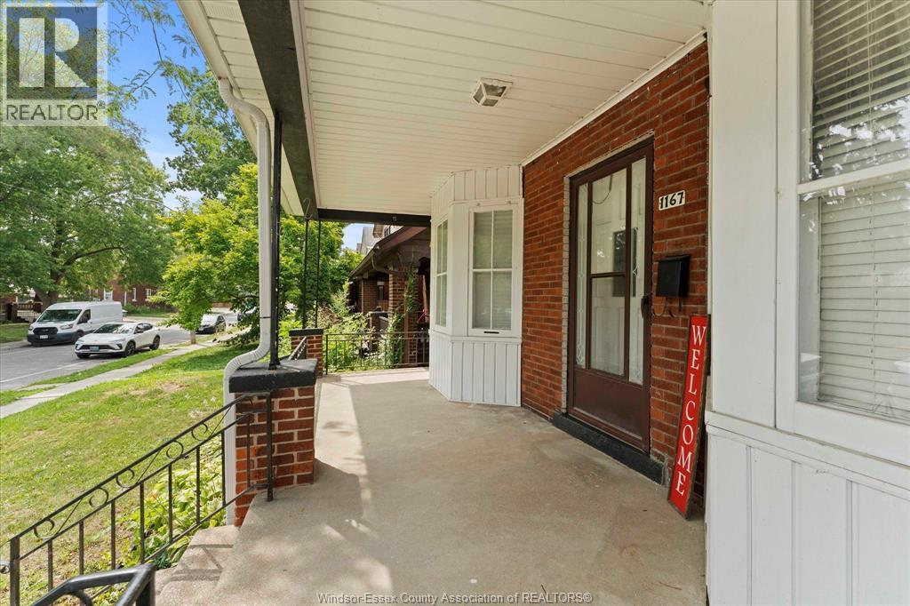 1167 BRUCE AVENUE - 4