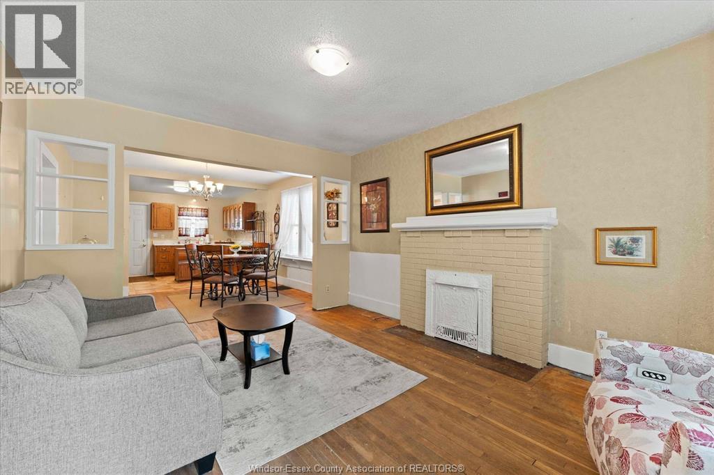 1167 BRUCE AVENUE - 5