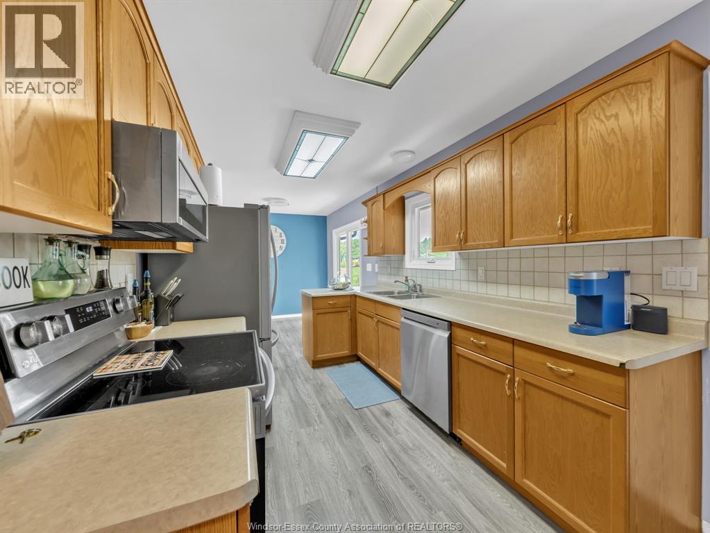 290 LAKE STREET - 27