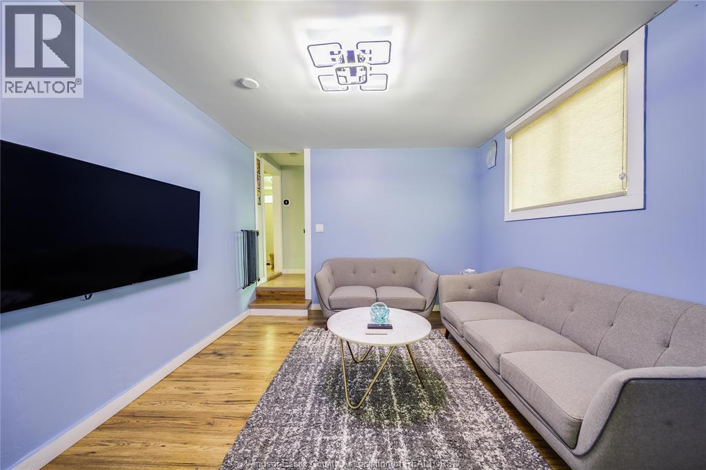 2628 MEIGHEN ROAD - 13