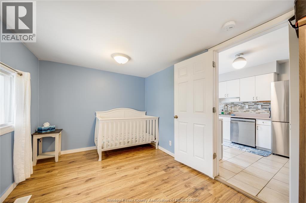 2628 MEIGHEN ROAD - 16