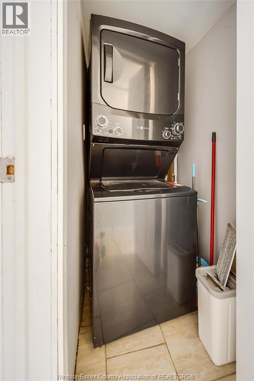 2628 MEIGHEN ROAD - 24