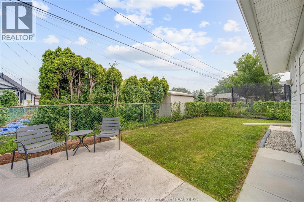 2628 MEIGHEN ROAD - 25