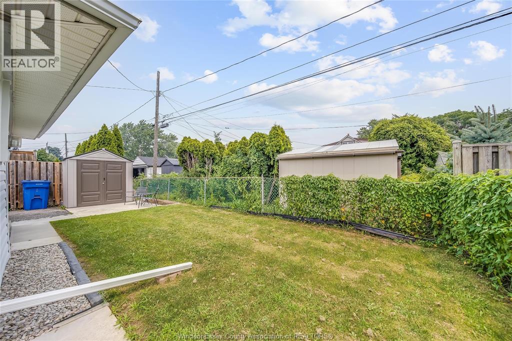 2628 MEIGHEN ROAD - 26